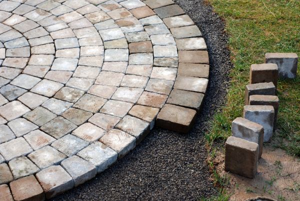 Livonia Pavers Service