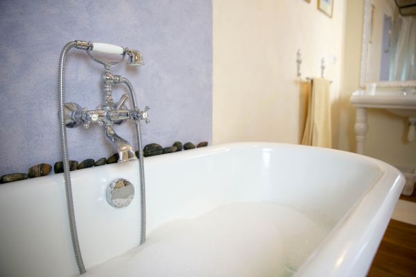 Livonia Bathtub Refinishing